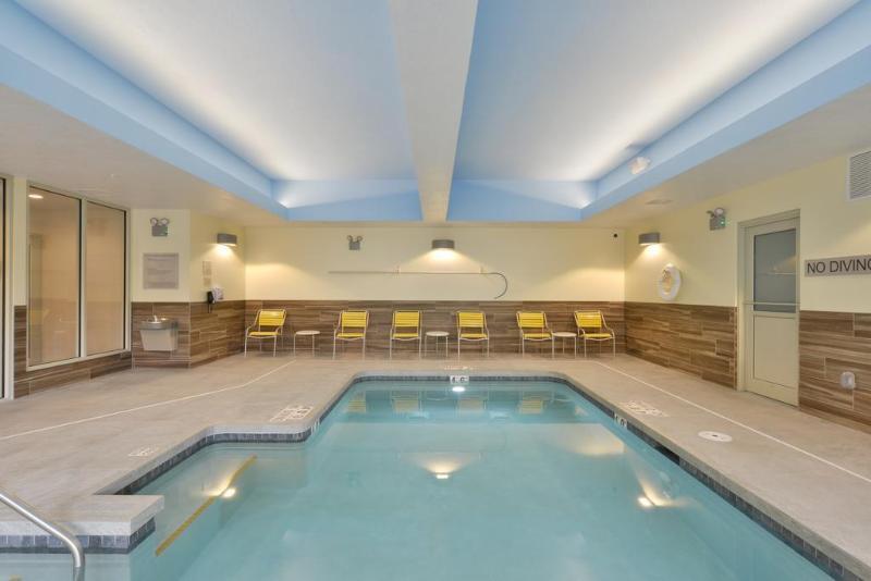 Fairfield Inn & Suites By Marriott Eau Claire/Chippewa Falls Экстерьер фото